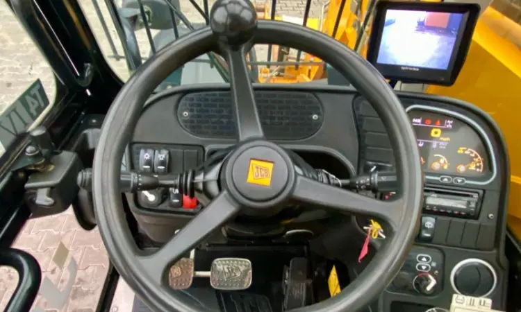 Телескопічний навантажувач JCB 535-95 - 2018 рік - фото № 10