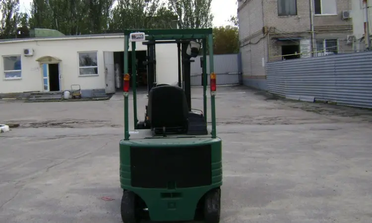 Продам электропогрузчик б/у MITSUBISHI FBP16 с новым аккумулятором - фото № 5