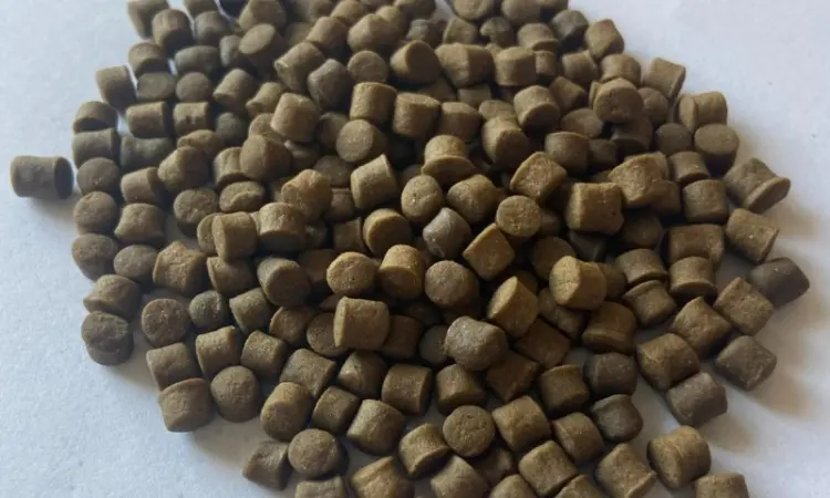 Корм Fishery Tech Deepdine Ultra для осетра, форелі (0, 2; 0, 5; 0, 9; 1, 2; 1, 5; 2, 0 мм) - фото № 4
