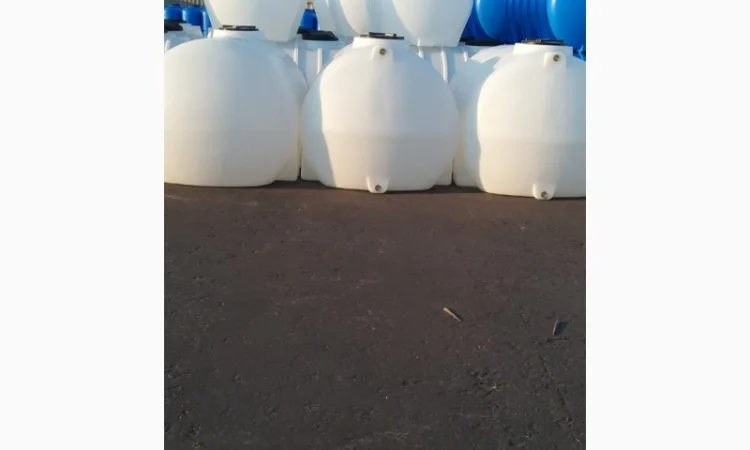 Емкости для перевозки КАС в Луцке - фото № 1