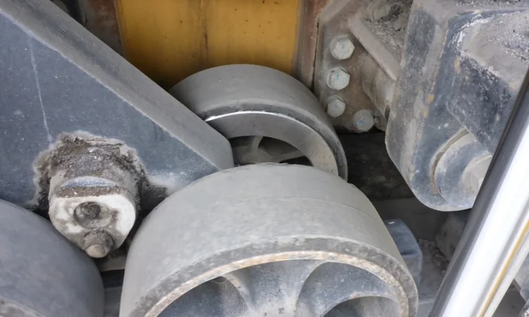 Асфальтоукладчик Caterpillar AP655D в продаже - фото № 5