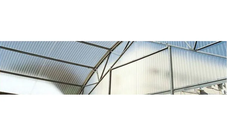 Волнистый поликарбонат Marlon CS Longlife для освещения - фото № 2