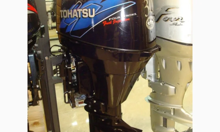 Продается лодочный мотор Tohatsu - 30, б/у, 2014 года - фото № 2