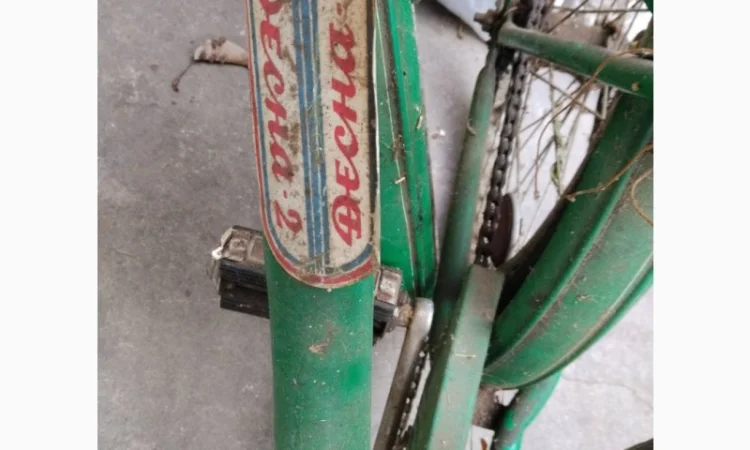 Продам мікроскоп МБР-1 б/у, велосипед Десна, автомобильну сигаретницю( auto smokle) нову - фото № 2