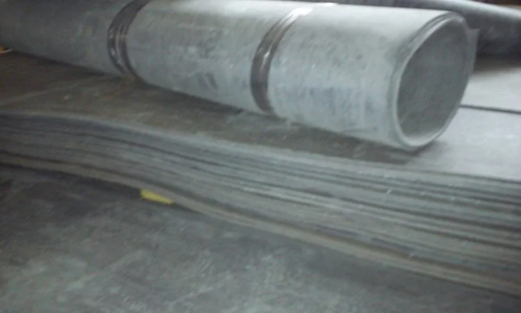 Прокладочный материал (маслобензостойкий) Паронит - фото № 1