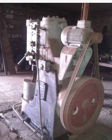 Пневматический ковочный молот М4127 в отличном состоянии - фото № 1