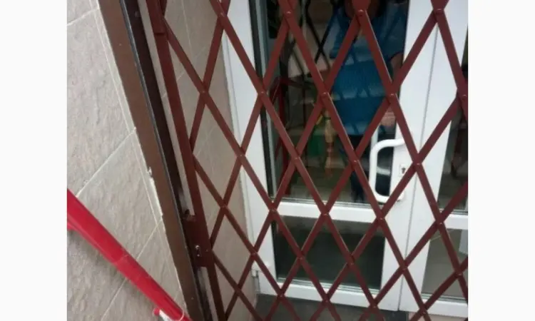 Розсувні огорожі Prof для магазинів і торгових точок - фото № 3