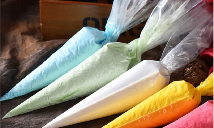 Оборудование для изготовления изделий криволинейной формы из пленки: бахил, перчаток и т.д - фото № 5