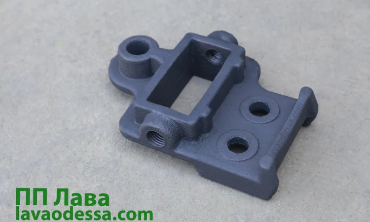 Кронштейн ПТУ 05.319 з прямокутним отвором, литий за випалюваною моделлю (ПЛН 3-35) - фото № 3