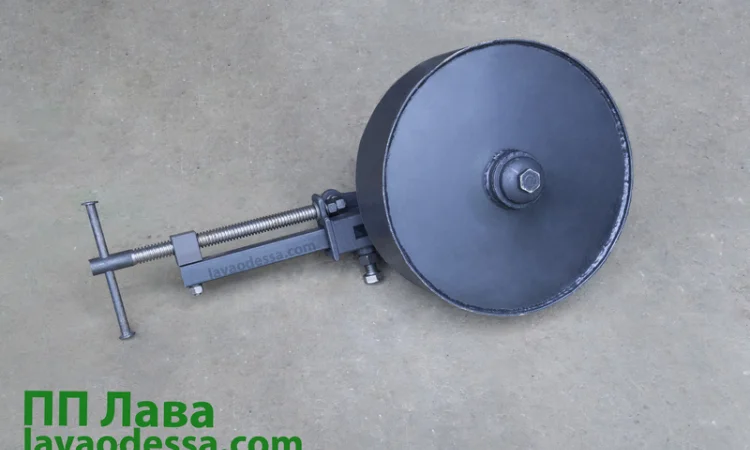 Колесо на плуг ПЛН 3-35 з передплужником ПБЛ 3-35 06.000-01 у зборі - фото № 1