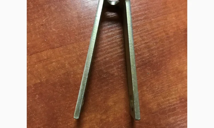 Кронштейн стойки культиватора John Deere в сборе ( пешка + кольцо ) - фото № 5