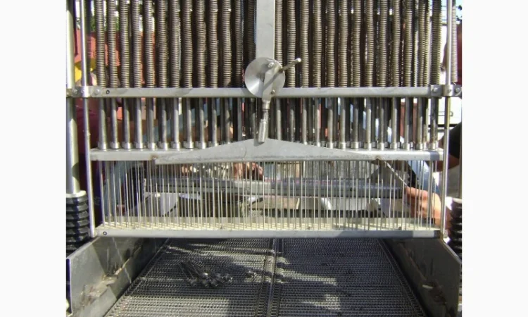 Продам Иньектор 220 игл - фото № 3