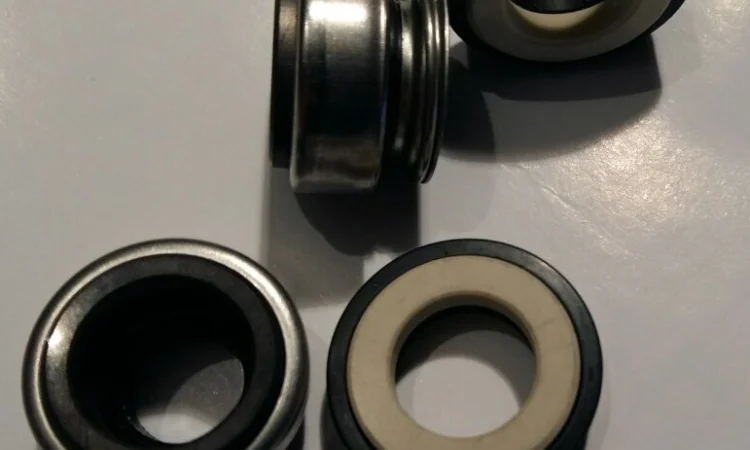 Насос РК-60 (Италия) к протравителям ПК-20 и ПНШ-5 - фото № 2