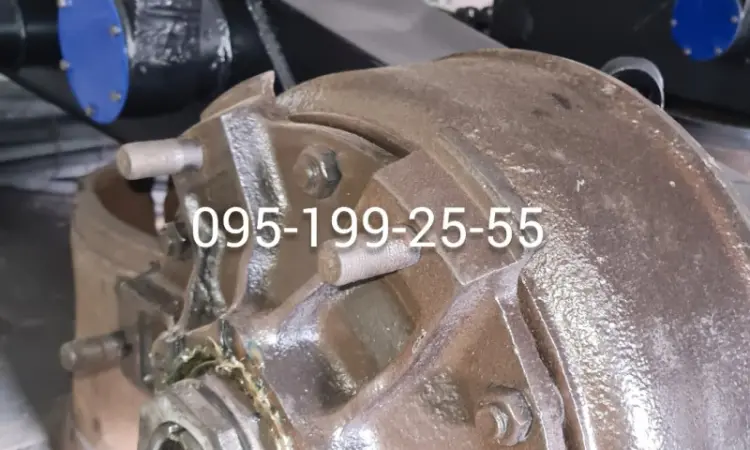 Цапфа балансиру ПРТ-7; цапфа балансиру МЖТ-10; кріплення маточини ПРТ-7 - фото № 1
