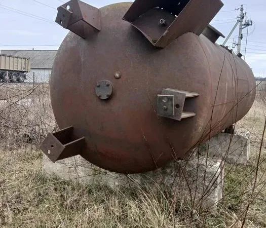 Бочка-цистерна ассенизатор 11.5 кубов, 6.10 х 1.64 - фото № 1