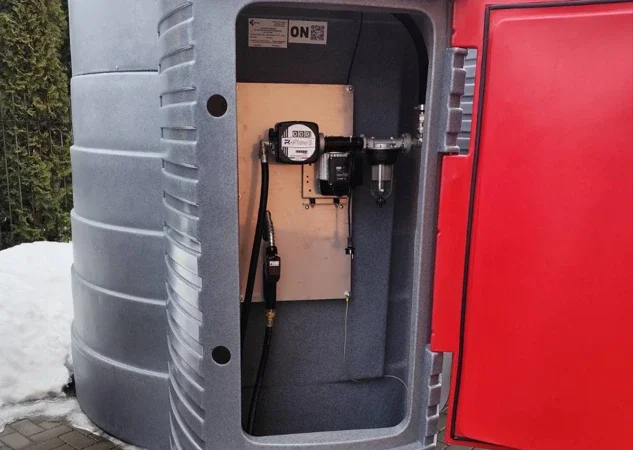 Резервуар 5000л двостінний для дизельного пального з механічним лічильником - фото № 4