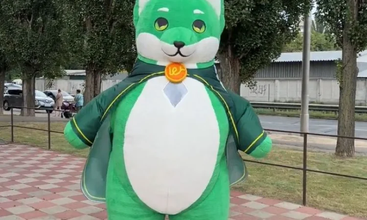 Аниматорский костюм надувной - ходячий щит бренда 240 см 4 часа работы - фото № 3