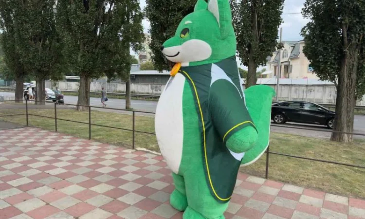 Аниматорский костюм надувной - ходячий щит бренда 240 см 4 часа работы - фото № 6