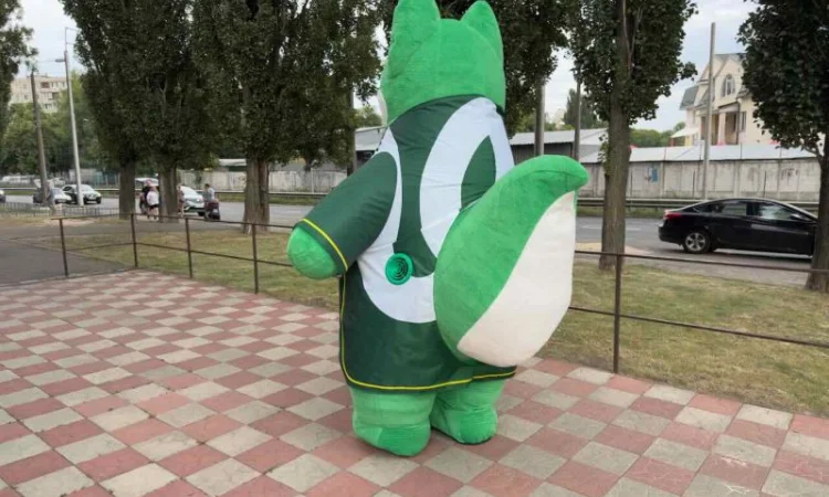 Аниматорский костюм надувной - ходячий щит бренда 240 см 4 часа работы - фото № 7