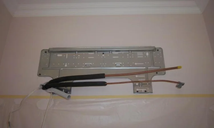 Монтаж магистрали для кондиционера во время ремонта - фото № 6