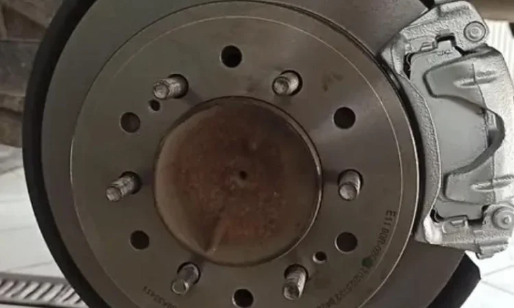 Toyota FJ Cruiser 2017 года в отличном состоянии - фото № 3