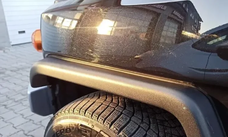 Toyota FJ Cruiser 2017 года в отличном состоянии - фото № 5