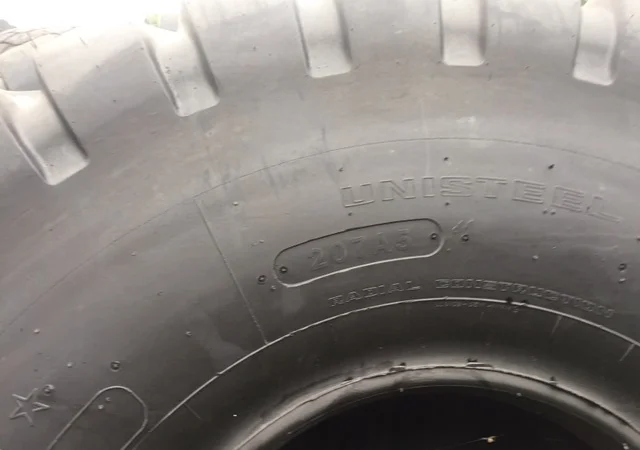 Скаты шины R24 14 на различную спецтехнику продажа в Украине - фото № 9