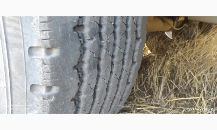 Продам шину 385/65R 22 - фото № 3