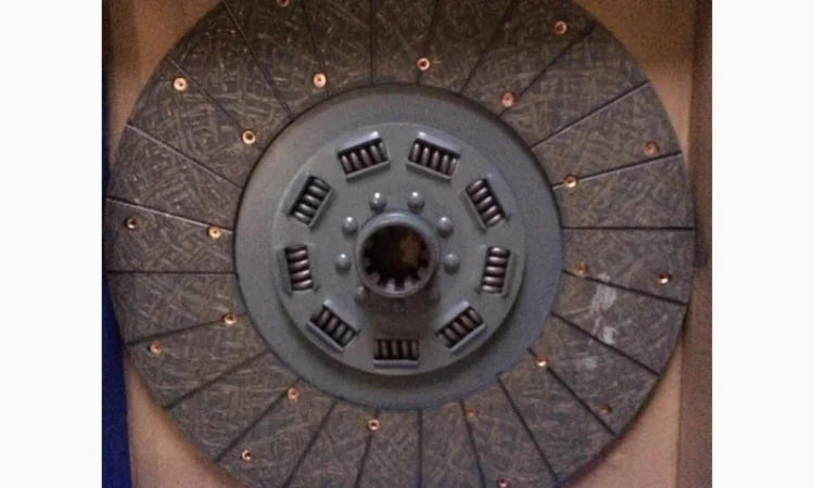 Запчасти для двигателей Deutz - фото № 7