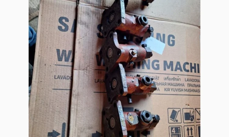 Топливный насос ТН-50 - фото № 1