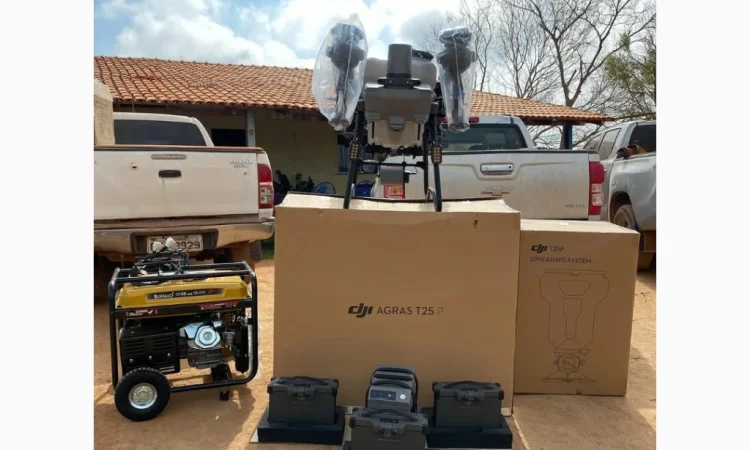 DJI Agras T25P Agricultural Sprayer Drone - фото № 1