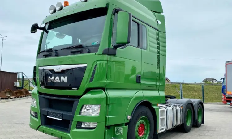 Тривісний тягач TGX 2015 року - фото № 10