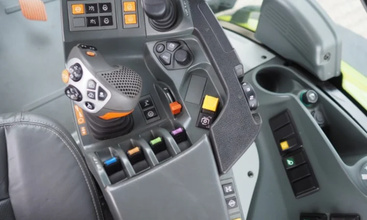 Claas Axion 960 CMATIC 2019 р - фото № 12