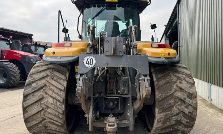 Challenger MT 865E 2015 р - фото № 3