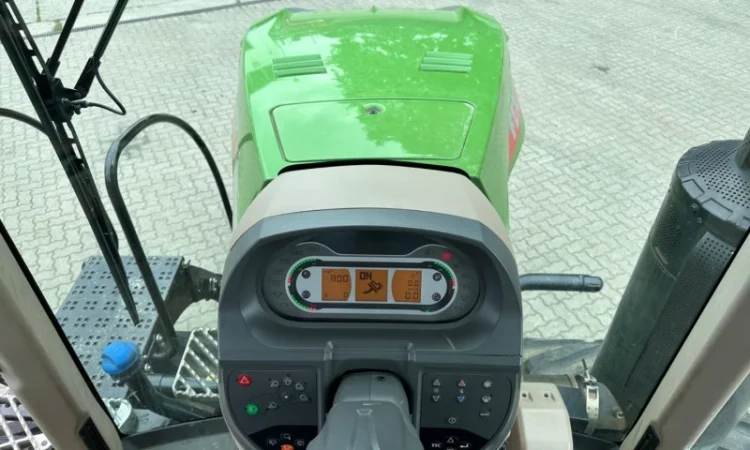 Fendt 943 Vario MT 2018 р - фото № 12