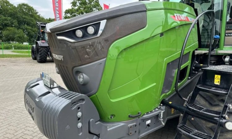 Fendt 943 Vario MT 2018 р - фото № 5