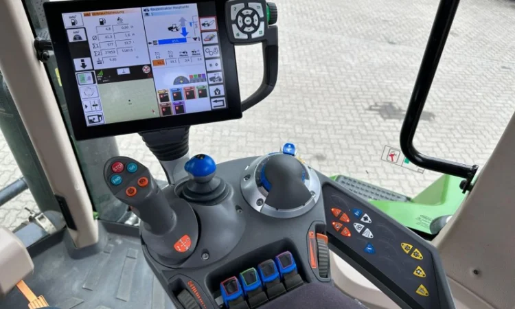 Fendt 943 Vario MT 2018 р - фото № 8