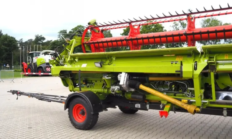 Claas Convio Flex 930 - фото № 2