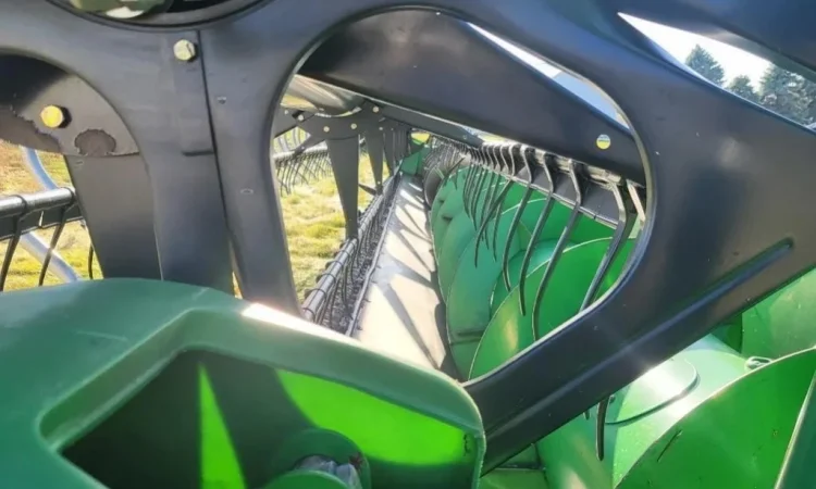 Жатка флекс John Deere 630F Hydraflex шириною 9 метрів - фото № 17