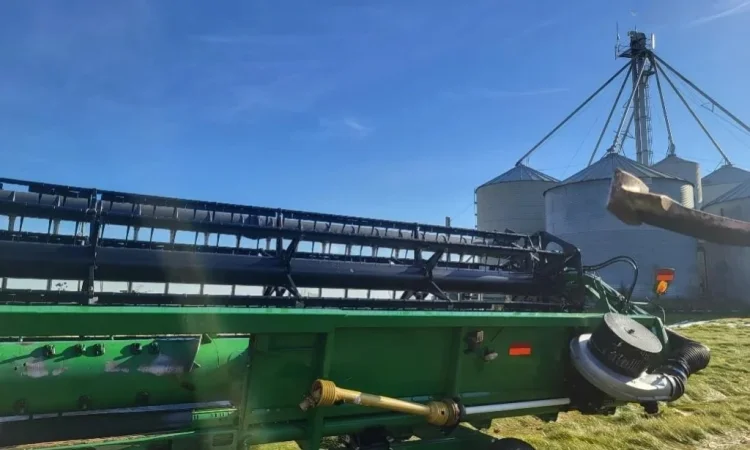 Жатка флекс John Deere 630F Hydraflex шириною 9 метрів - фото № 3