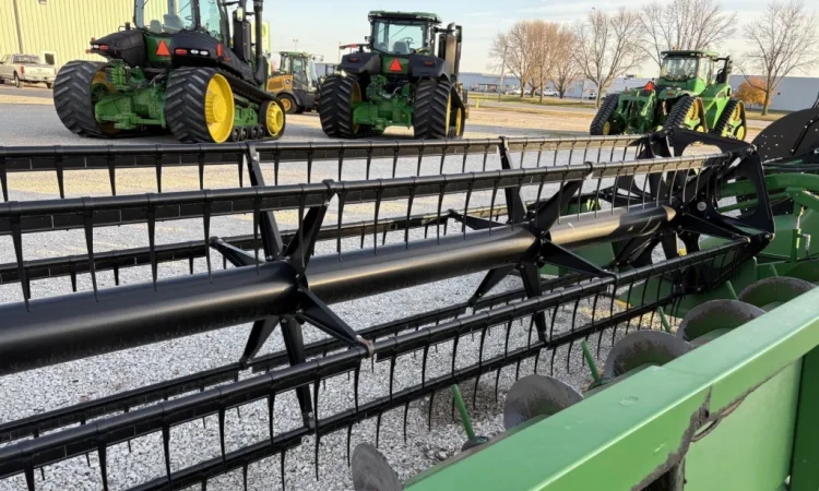 Жниварка John Deere 630 F Hydraflex шириною 9 метрів - фото № 8