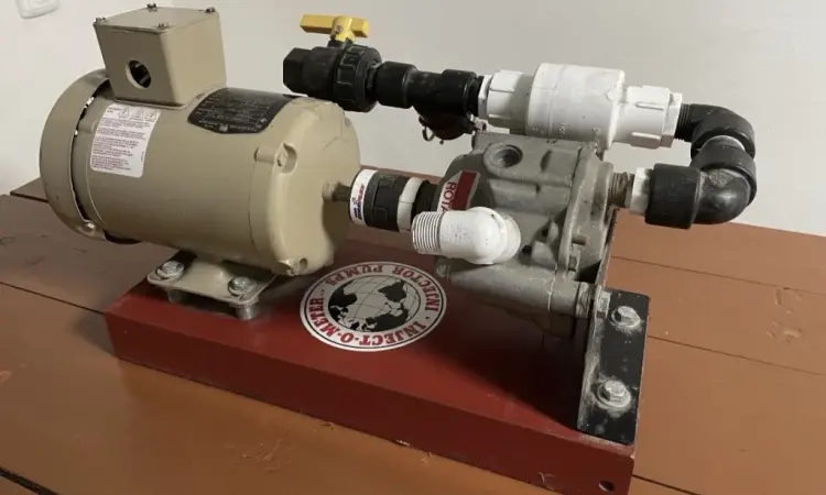 Продам новий насос-дозатор добрив Inject-O-Meter (США) - ідеально для КАС та фертигації - фото № 1