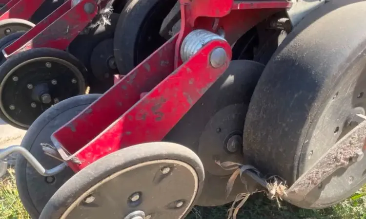 Сівалка точного висіву Vaderstad Tempo F8 - фото № 6