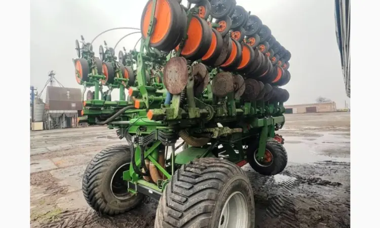 Сівалка точного висіву пневматична Amazone EDX 9000-TC - фото № 4