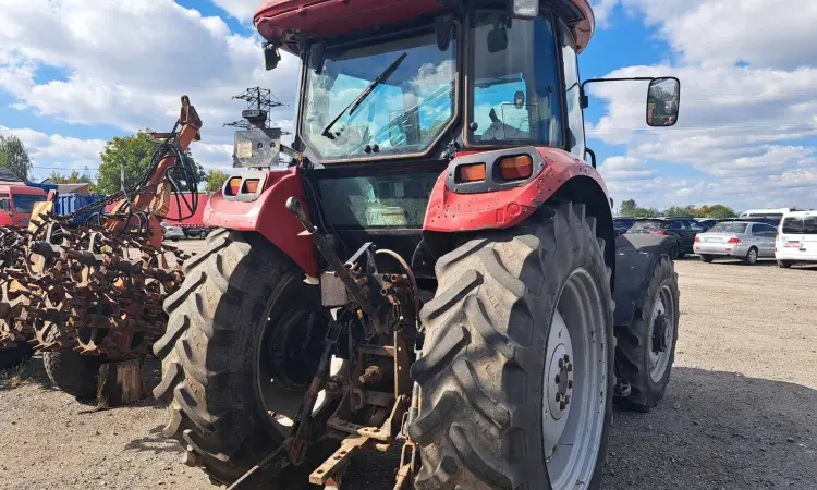 Трактор Case IH  110 JX - фото № 5
