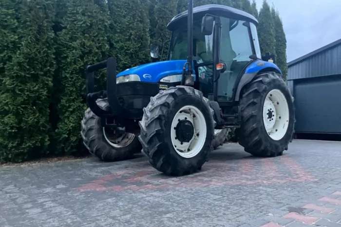 Трактор New Holland 2006 всього 2150 мотогодин- фото № 16