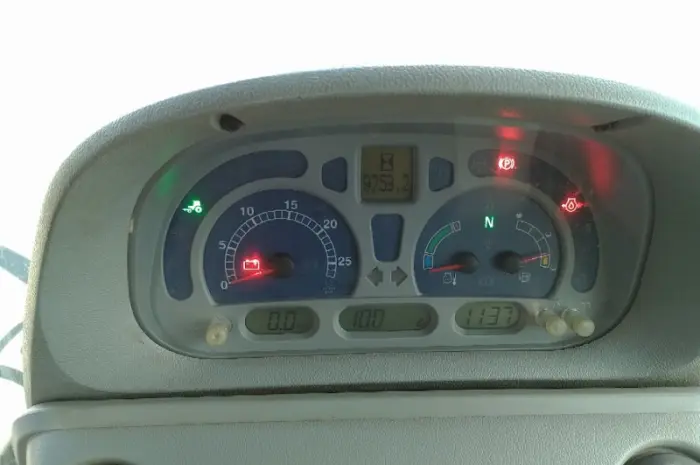 Трактор New Holland Т7060- фото № 10