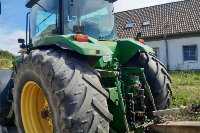 Трактор John Deere 8400- фото № 2