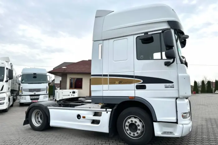 Euro 5 тягач DAF Xf 105.460 -2011 рік- фото № 18