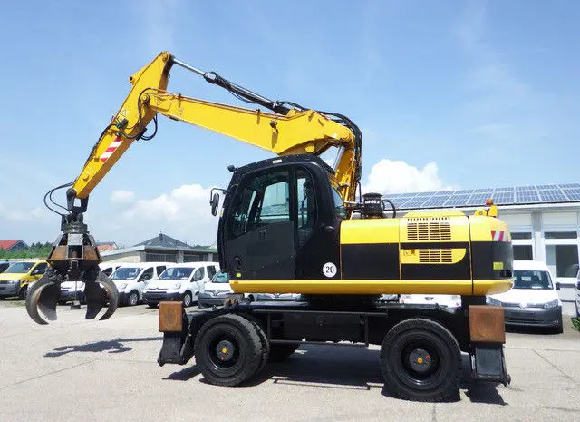 Колесный экскаватор JCB JC 200 W- фото № 6